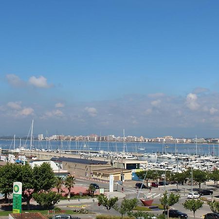 Roc Mar 3 3B - Apartamento Cerca Del Centro Y De La Playa - Terraza Con Vistas Al Mar Y Al Puerto Roses Bagian luar foto